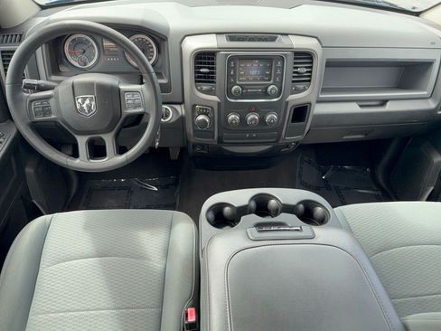 Used 2018 RAM 1500 Express RWD image 17