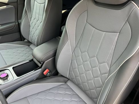 New 2026 Volkswagen Tiguan SEL R-Line AWD/4WD image 14