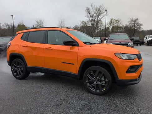 New 2026 Jeep Compass Latitude image 2