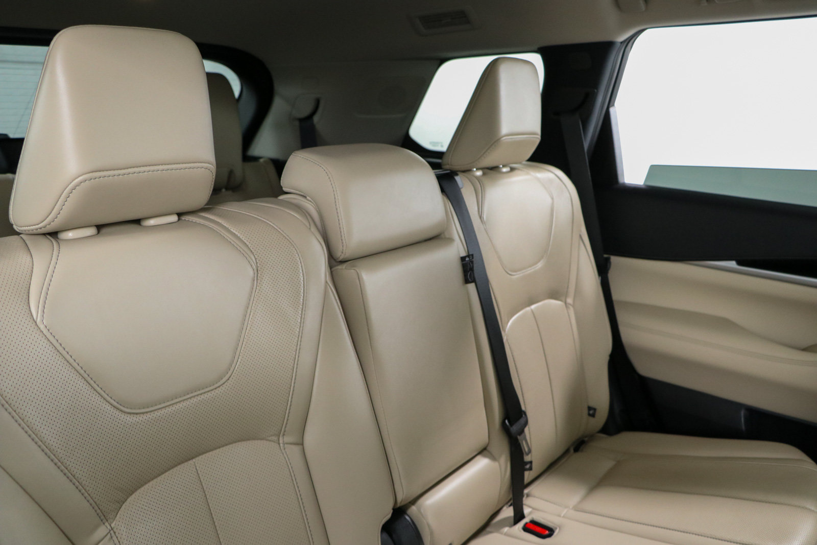 Used 2025 INFINITI QX60 Pure FWD image 29