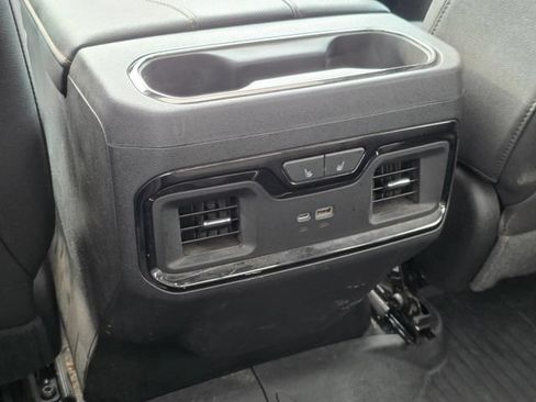 Used 2023 GMC Sierra 1500 AT4 w/ AT4 Premium Package AWD/4WD image 38