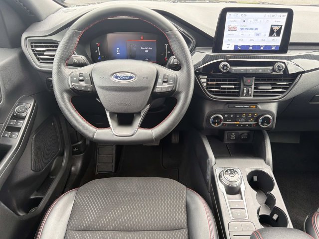 Certified 2025 Ford Escape ST-Line Select AWD/4WD image 24