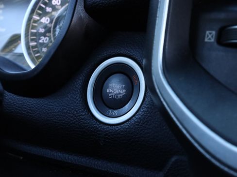 Used 2019 RAM 1500 Big Horn image 9