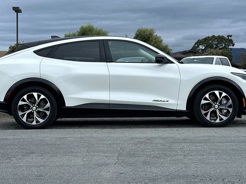 Used 2023 Ford Mustang Mach-E Premium image 6