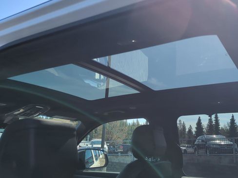 New 2026 Jeep Grand Wagoneer Limited AWD/4WD image 13