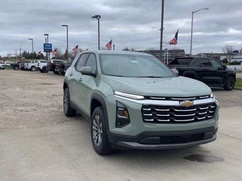 New 2026 Chevrolet Equinox LT w/ Safety and Technology Package image 3