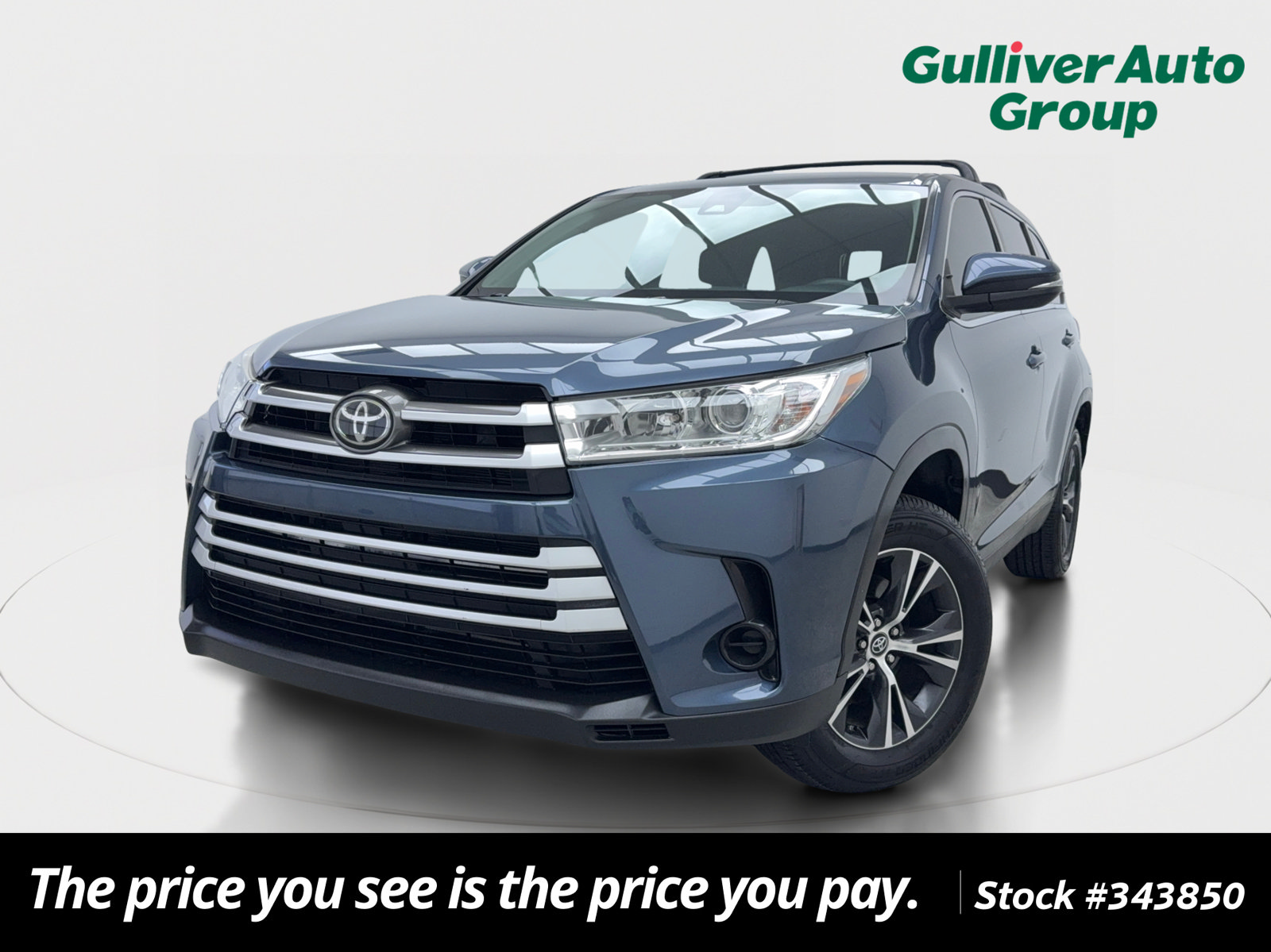 Used 2019 Toyota Highlander LE FWD image 1
