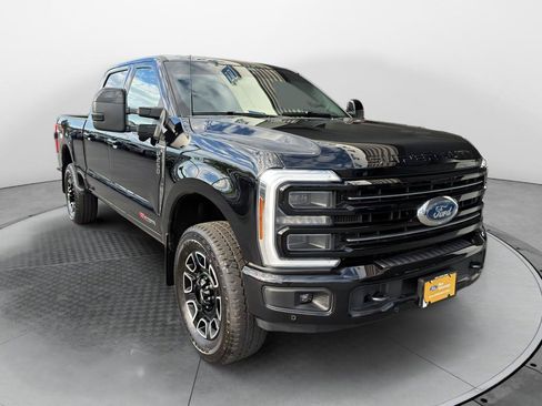 Certified 2026 Ford F250 Platinum w/ FX4 Off-Road Package AWD/4WD image 1