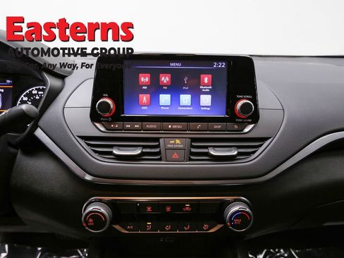 Used 2023 Nissan Altima 2.5 S image 12