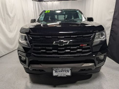 Used 2021 Chevrolet Colorado Z71 w/ Z71 Midnight Edition AWD/4WD image 8