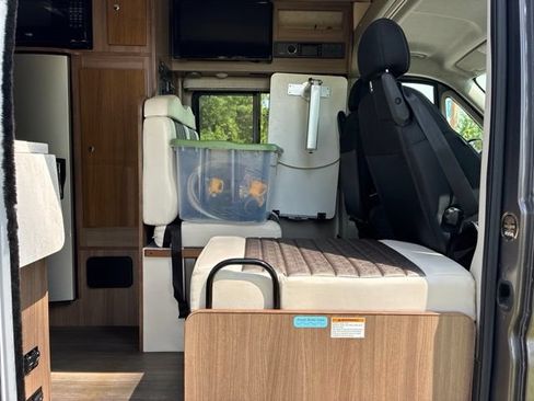 Used 2017 RAM ProMaster 3500 w/ Premium Appearance Group FWD image 25