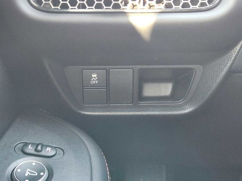 Used 2024 Honda HR-V Sport image 22