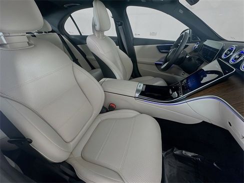 Certified 2025 Mercedes-Benz C 300 4MATIC Sedan image 28