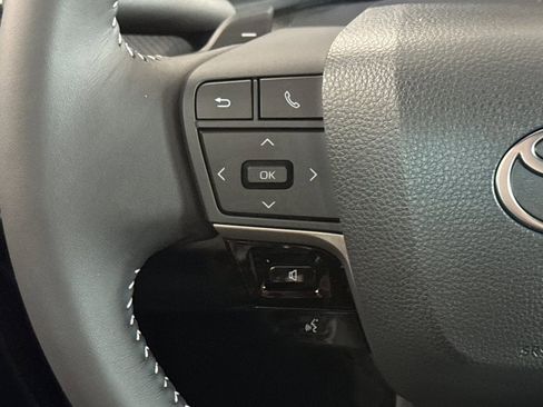 New 2026 Toyota Camry SE image 27