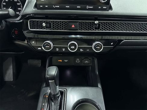 Used 2022 Honda Civic EX image 21