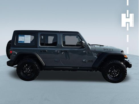 Used 2025 Jeep Wrangler Unlimited Sport AWD/4WD image 3