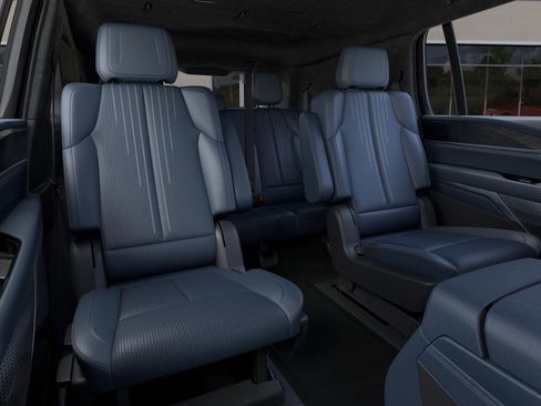 New 2025 Cadillac Escalade IQ Luxury 2 image 17