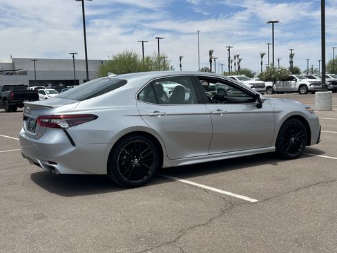 Used 2024 Toyota Camry XSE FWD image 5