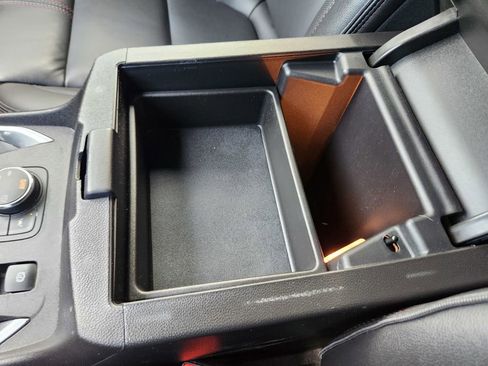 Used 2023 Chevrolet Traverse RS image 13