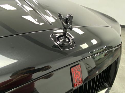 Used 2016 Rolls-Royce Ghost image 8