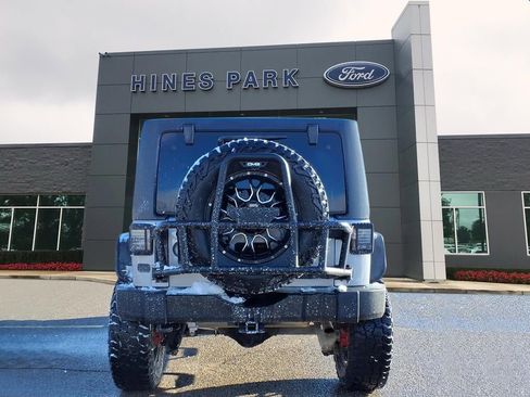 Used 2014 Jeep Wrangler Unlimited Sport image 6