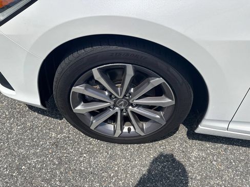 Used 2025 Acura Integra FWD image 12