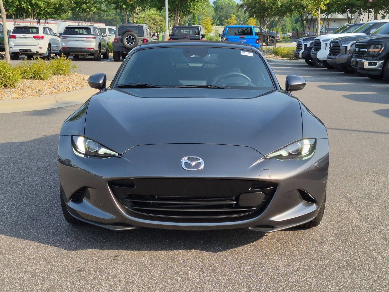 Used 2025 MAZDA MX-5 Miata Grand Touring w/ Weather Package RWD image 8