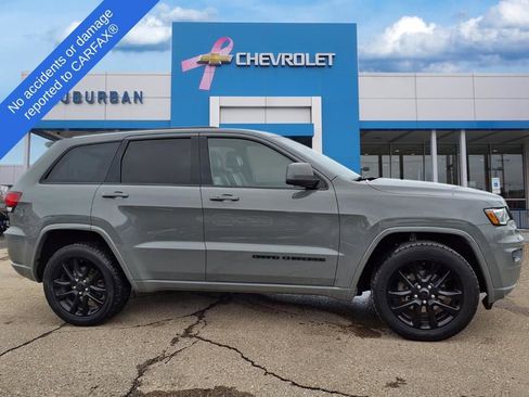 Used 2020 Jeep Grand Cherokee Altitude image 4