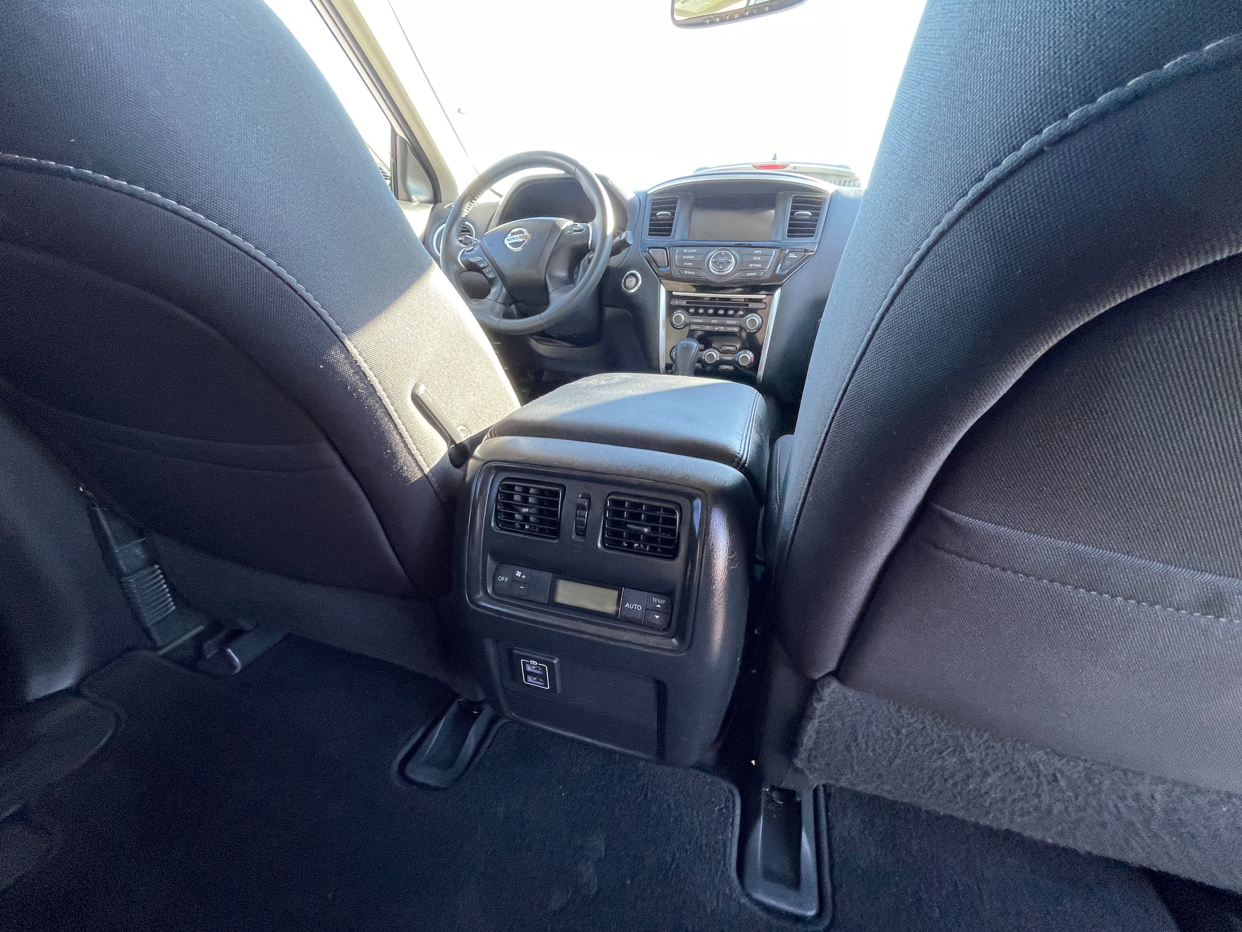 Used 2018 Nissan Pathfinder SV FWD image 25