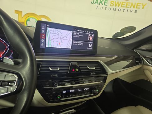 Used 2022 BMW 530i xDrive 530i xDrive w/ Executive Package image 23