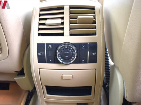 Used 2009 Mercedes-Benz ML 63 AMG 4MATIC image 23