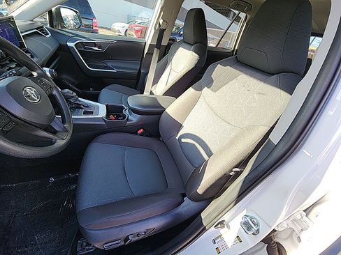 Certified 2025 Toyota RAV4 XLE image 19