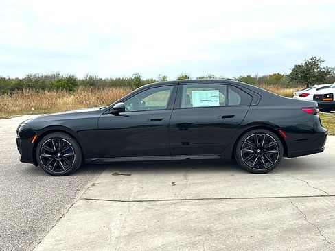 New 2026 BMW 740i RWD image 5