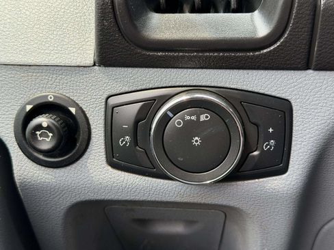 Used 2018 Ford Transit 150 130 Medium Roof RWD image 25