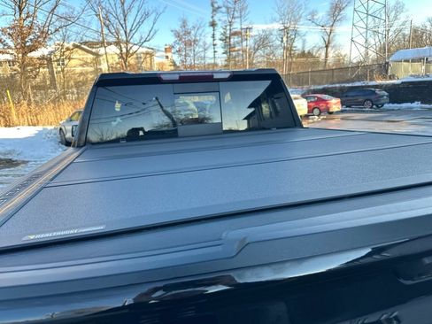 Certified 2022 Chevrolet Silverado 1500 LT Trail Boss w/ Convenience Package II image 17