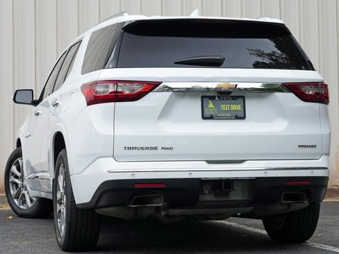 Used 2019 Chevrolet Traverse Premier AWD/4WD image 5