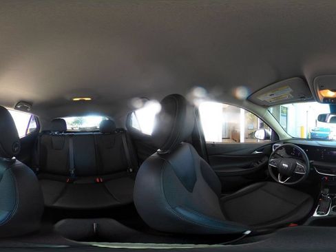 Used 2025 Buick Encore GX Preferred FWD image 42