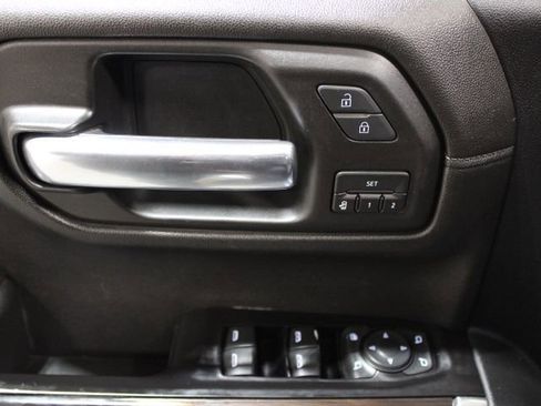 Used 2019 GMC Sierra 1500 SLT image 17