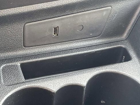 Used 2018 Ford Transit 350 XLT image 25