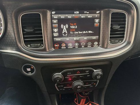 Used 2018 Dodge Charger R/T w/ Plus Group RWD image 17