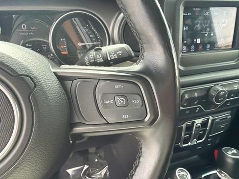 Used 2023 Jeep Wrangler Unlimited w/ Cold Weather Group AWD/4WD image 23