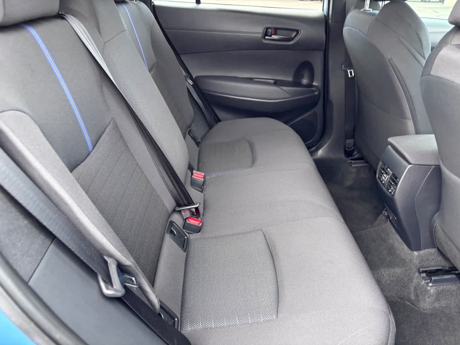 Used 2026 Toyota Corolla Cross AWD Hybrid w/ Cold Weather Package image 15