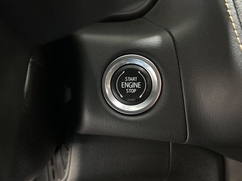 Used 2023 GMC Yukon XL AT4 w/ AT4 Premium Plus Package image 13