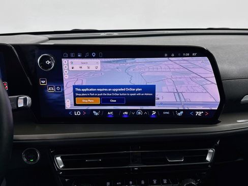 Used 2026 Chevrolet Traverse LT w/ Driver Confidence Package FWD image 22