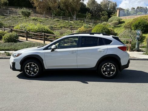 Used 2018 Subaru Crosstrek 2.0i Premium w/ Moonroof Package AWD/4WD image 2