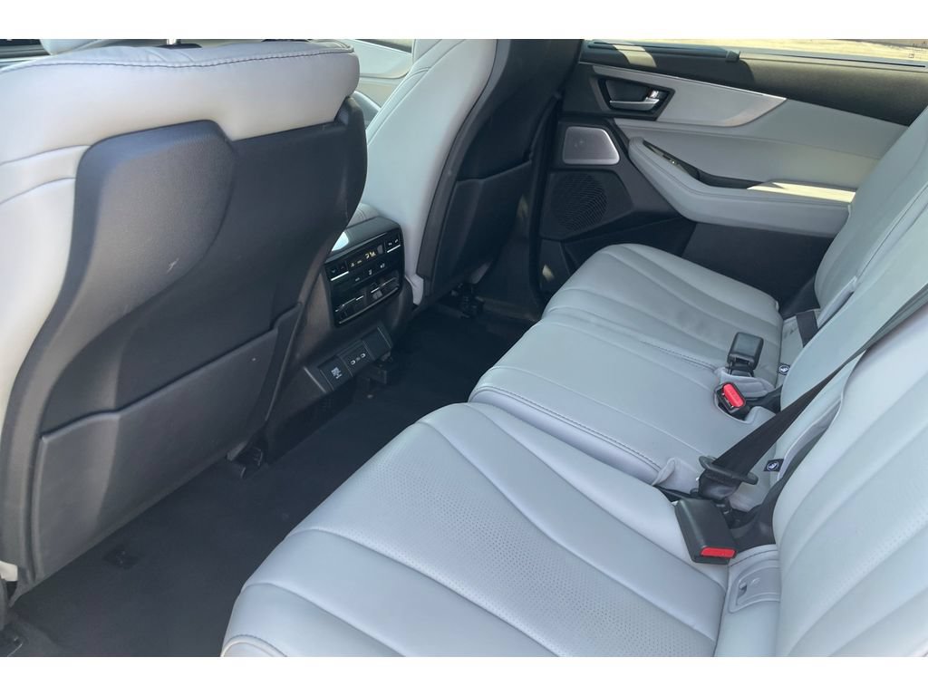Certified 2026 Acura MDX w/ Technology Package AWD/4WD image 13