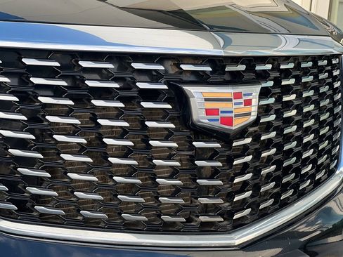 Used 2025 Cadillac XT5 Premium Luxury image 47