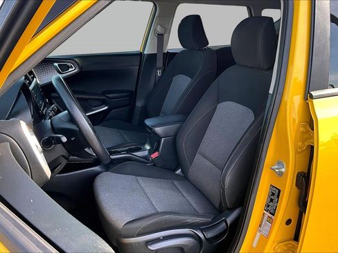 Used 2020 Kia Soul S image 23