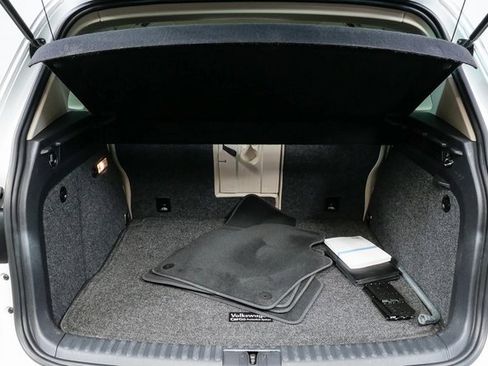 Used 2014 Volkswagen Tiguan SE image 26