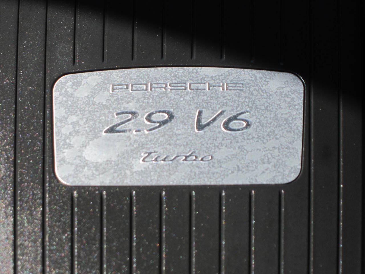 Used 2020 Porsche Macan Turbo AWD/4WD image 15